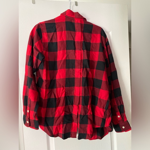 Women’s Levi’s plaid shirt - Picture 2 of 4